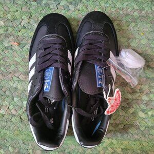 Brand New Adidas Sambas -- Mens 6.5, Womens 7.5